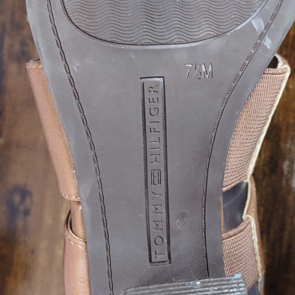 Tommy Hilfiger Vegan Leather Heeled Sandals - Picture 11 of 13